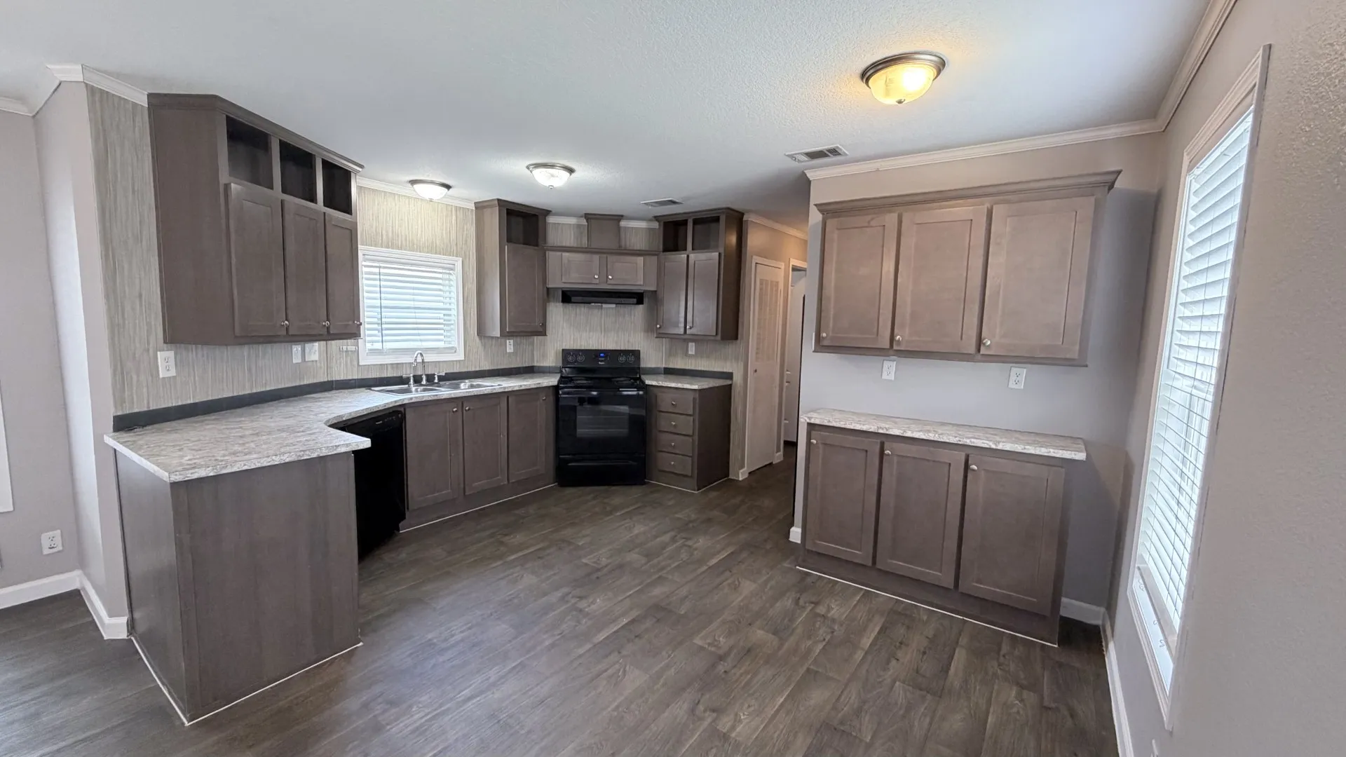 6812 Randol Mill Road #214 - double wide - in Fort Worth, TX - photo 2 of 6