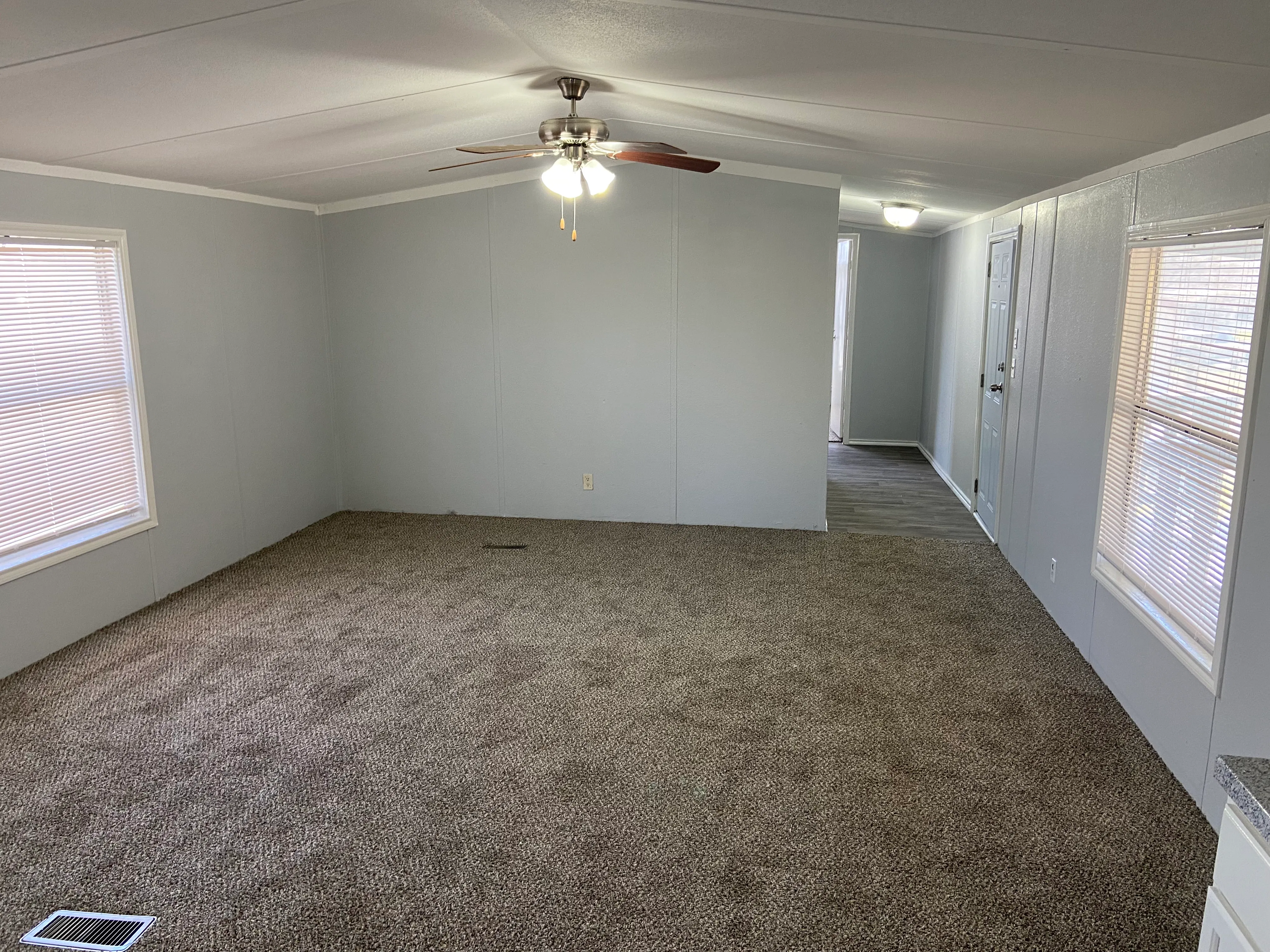5703 Shoreline Circle N #8 - double wide - in Fort Worth, TX - photo 2 of 12
